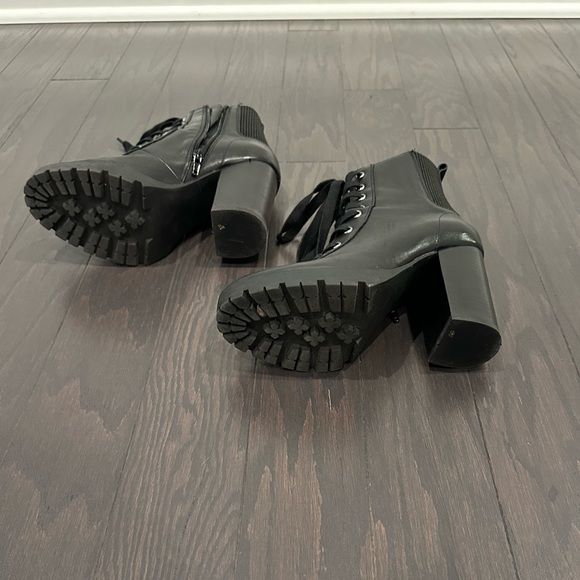 Steve Madden Booties - Picture 3 of 4